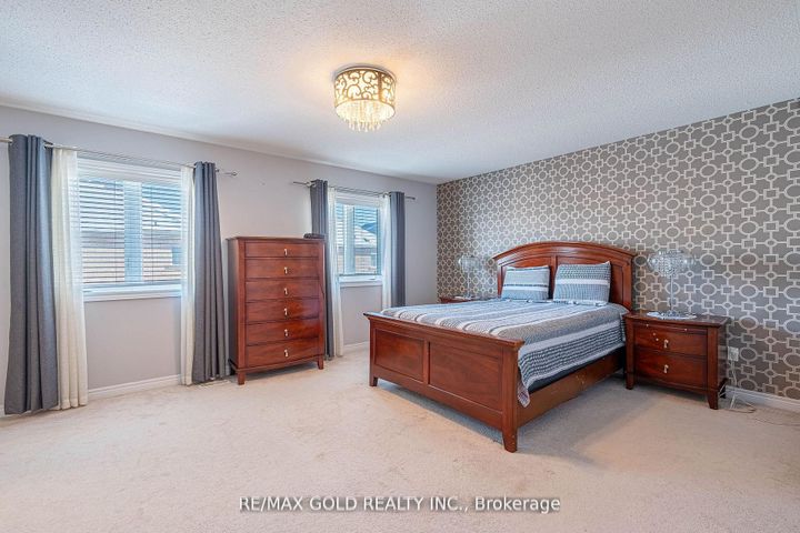 Photo 17 at 10 Spokanne Street, Wellington North, Brampton