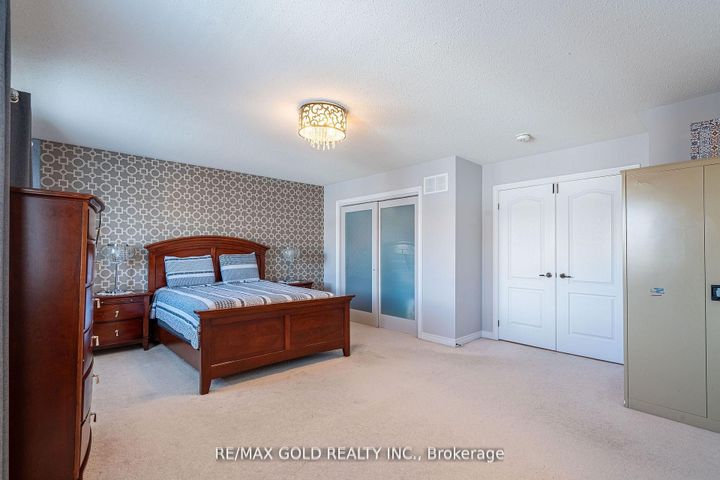 Photo 18 at 10 Spokanne Street, Wellington North, Brampton