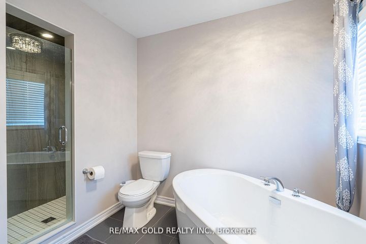 Photo 21 at 10 Spokanne Street, Wellington North, Brampton