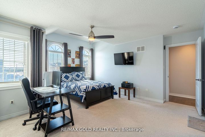 Photo 29 at 10 Spokanne Street, Wellington North, Brampton