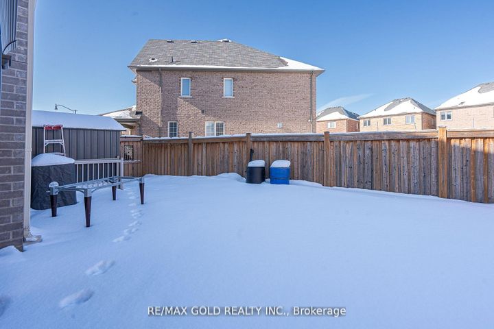 Photo 45 at 10 Spokanne Street, Wellington North, Brampton