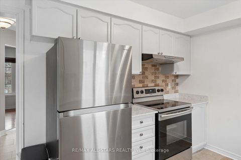 Photo 13 at 62 Reddenhurst Crescent, Keswick South, Georgina