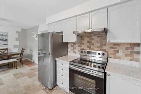 Photo 14 at 62 Reddenhurst Crescent, Keswick South, Georgina