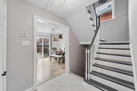 Photo 17 at 62 Reddenhurst Crescent, Keswick South, Georgina