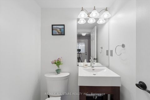 Photo 31 at 62 Reddenhurst Crescent, Keswick South, Georgina