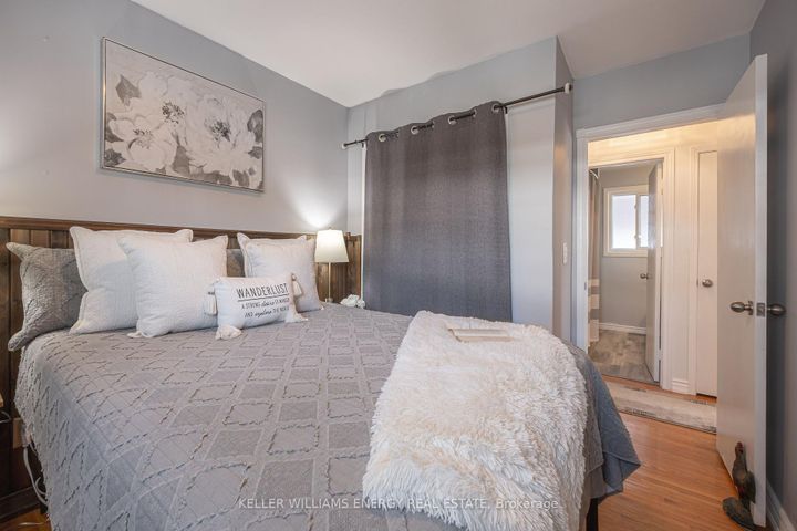 Photo 11 at 70 Oriole Court, Donevan, Oshawa