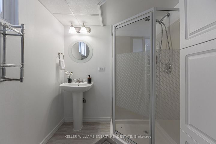 Photo 16 at 70 Oriole Court, Donevan, Oshawa