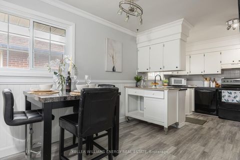 Photo 6 at 70 Oriole Court, Donevan, Oshawa