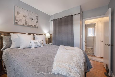 Photo 11 at 70 Oriole Court, Donevan, Oshawa