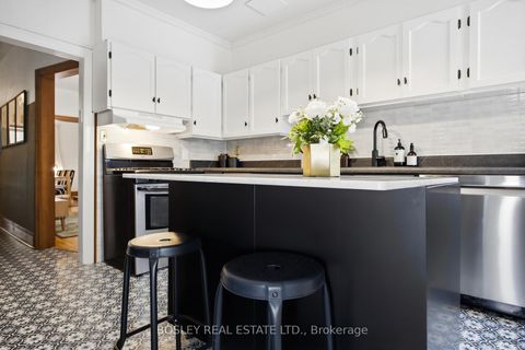 Photo 17 at 185 Greenwood Avenue, Coxwell, Toronto