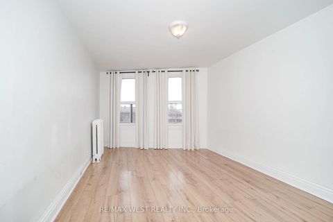 Photo 7 at 684 College Street, Little Italy, Toronto