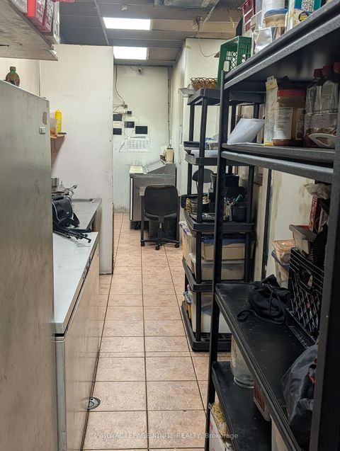 Photo 5 at 6 - 2140 Kipling Avenue, Clairville, Toronto