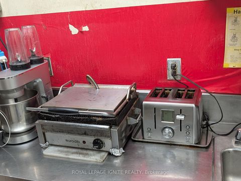 Photo 8 at 6 - 2140 Kipling Avenue, Clairville, Toronto