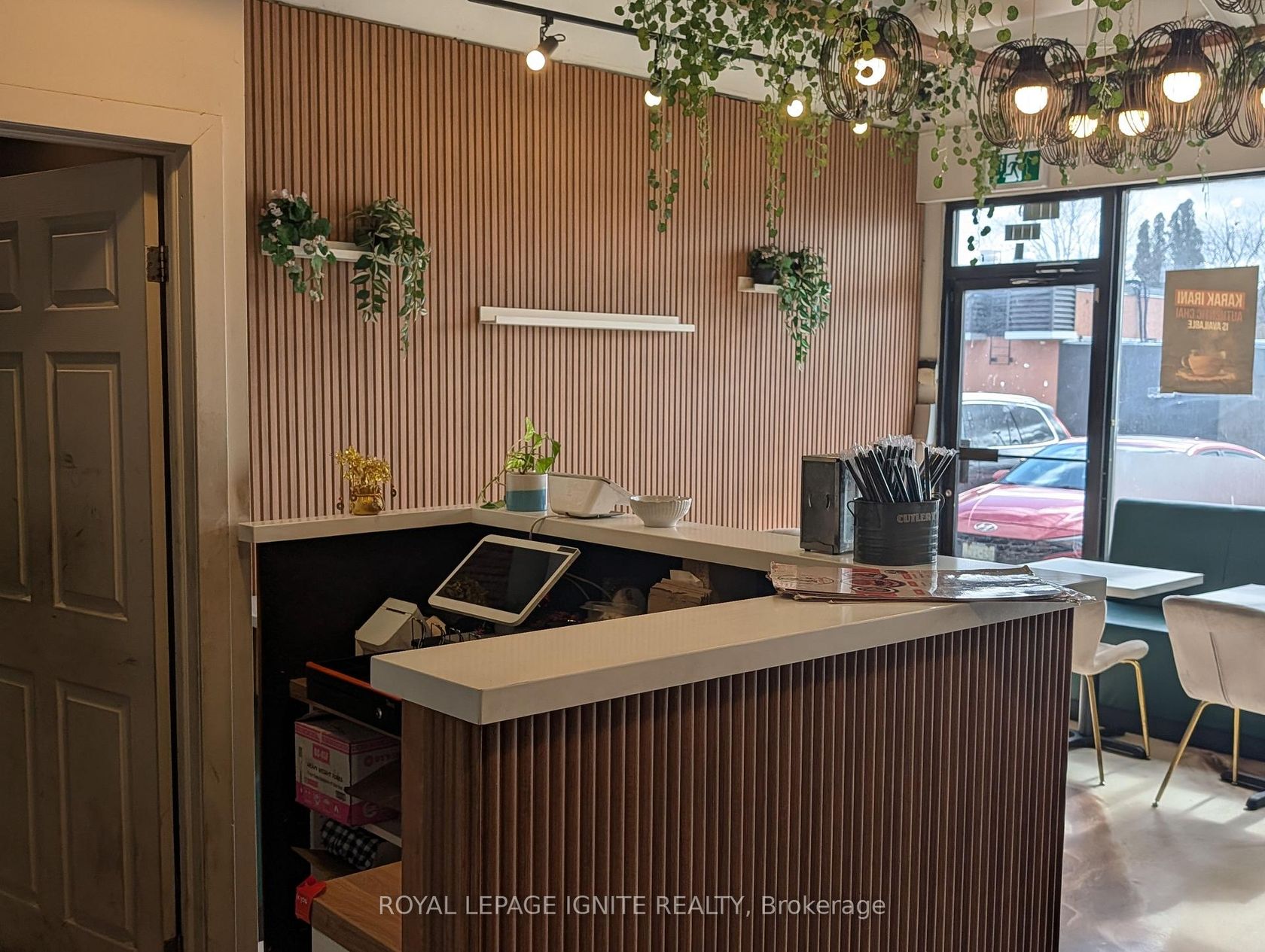 6 - 2140 Kipling Avenue, Clairville, Toronto photo number 2