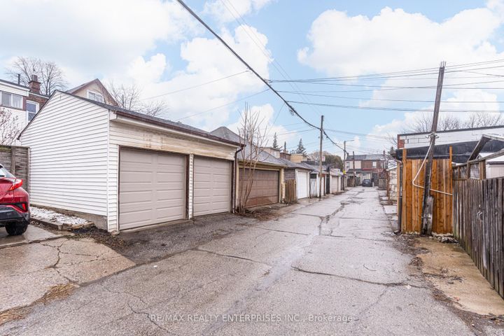Photo 31 at 57 Peterborough Avenue, Davenport, Toronto