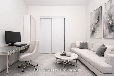 Photo 6 at 525 - 2 David Eyer Road, Rural Richmond Hill, Richmond Hill