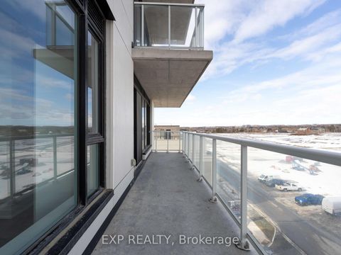 Photo 25 at 525 - 2 David Eyer Road, Rural Richmond Hill, Richmond Hill