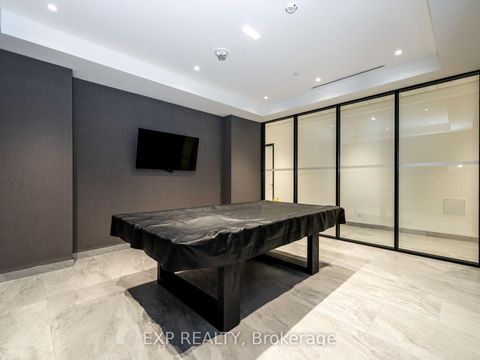 Photo 33 at 525 - 2 David Eyer Road, Rural Richmond Hill, Richmond Hill