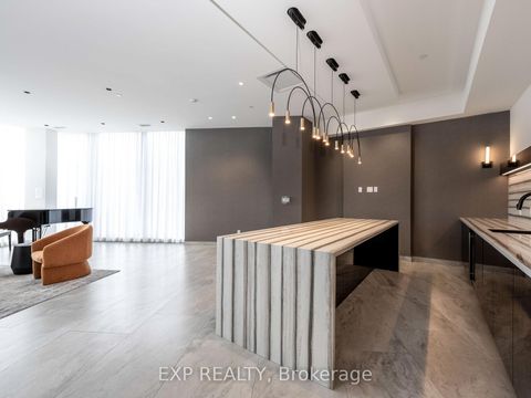 Photo 35 at 525 - 2 David Eyer Road, Rural Richmond Hill, Richmond Hill