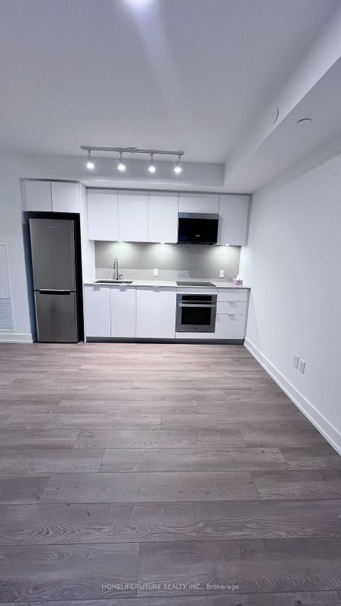 Photo 4 at 826 - 8 Cedarland Drive, Unionville, Markham