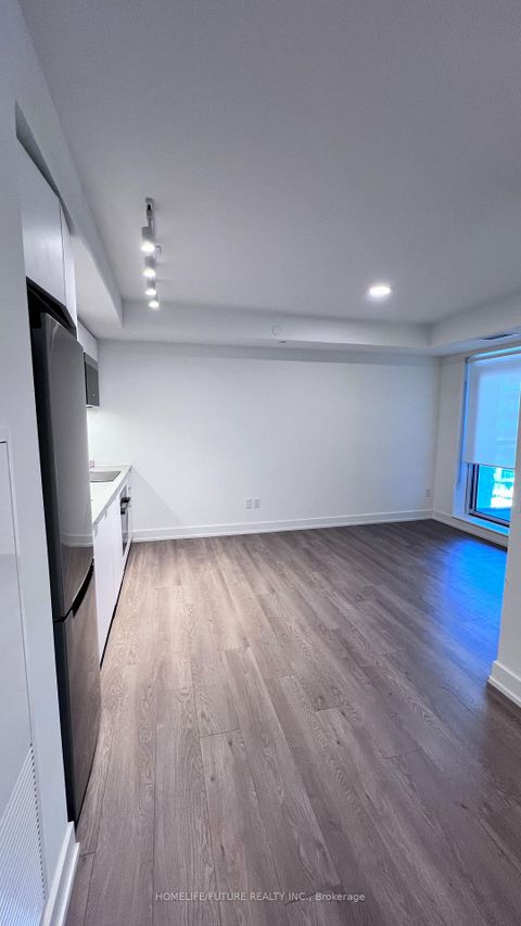 Photo 5 at 826 - 8 Cedarland Drive, Unionville, Markham