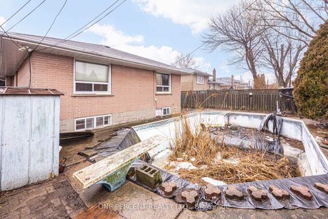 Photo 38 at 8 Wonderland Drive, Morningside, Toronto