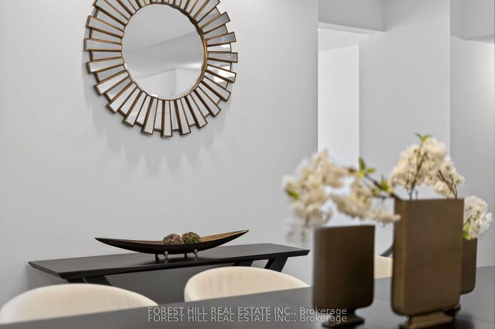 Photo 9 at 37 Rainbow Creek Way, Bayview Village, Toronto