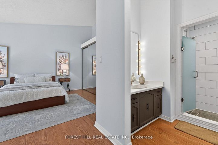 Photo 16 at 37 Rainbow Creek Way, Bayview Village, Toronto