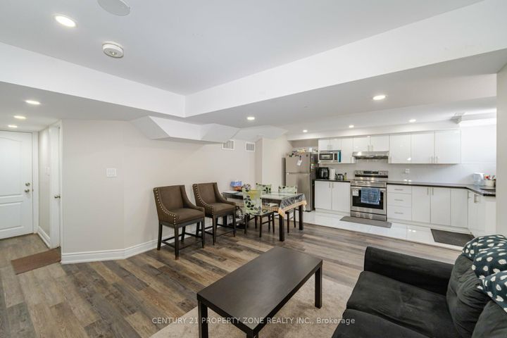 Photo 47 at 8 Teal Crest Circle, Credit Valley, Brampton