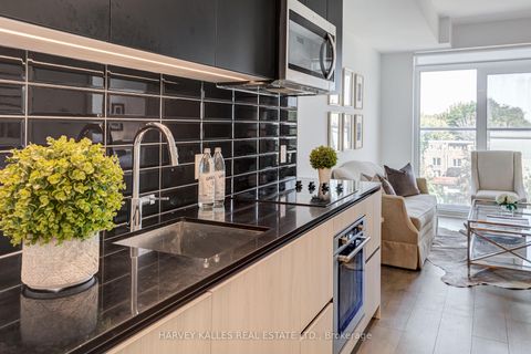 Photo 4 at 541 - 150 Logan Avenue, South Riverdale, Toronto