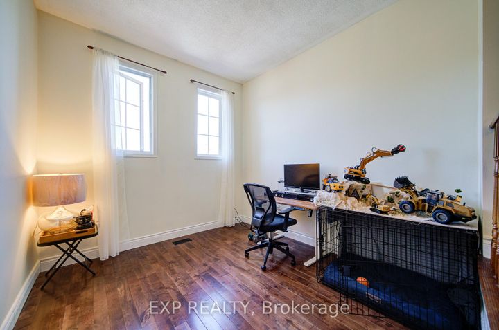 Photo 17 at 3824 Allcroft Road, Lisgar, Mississauga