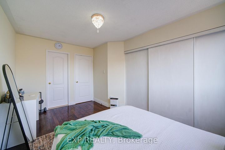 Photo 28 at 3824 Allcroft Road, Lisgar, Mississauga