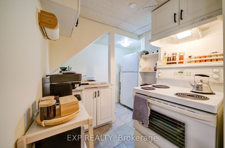 Photo 35 at 3824 Allcroft Road, Lisgar, Mississauga