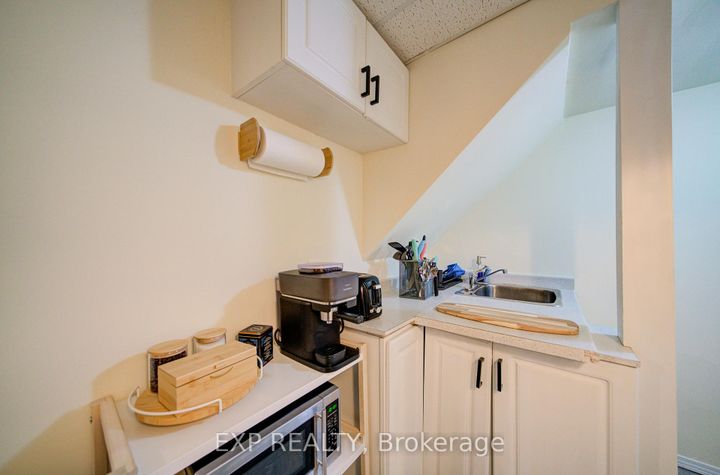 Photo 37 at 3824 Allcroft Road, Lisgar, Mississauga