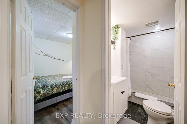 Photo 38 at 3824 Allcroft Road, Lisgar, Mississauga