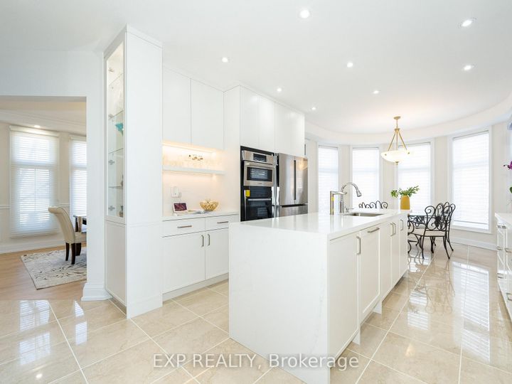 Photo 11 at 249 Boake Trail, Bayview Hill, Richmond Hill