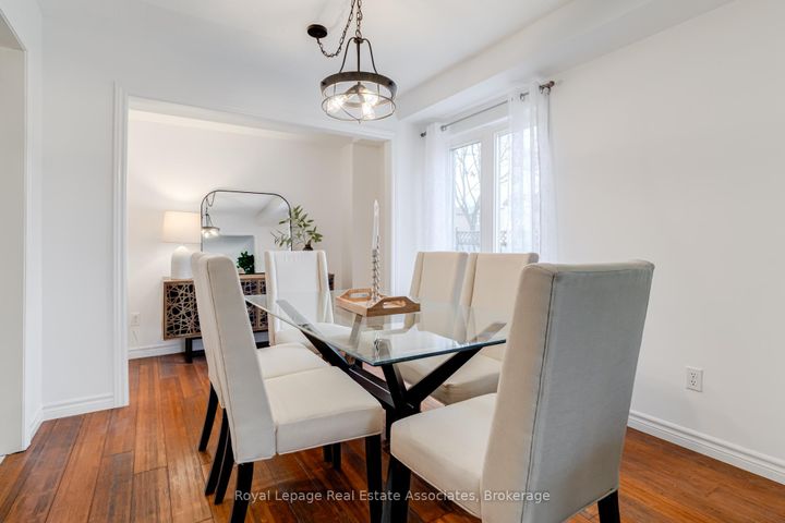 Photo 4 at 3114 Dalehurst Drive, Meadowvale, Mississauga