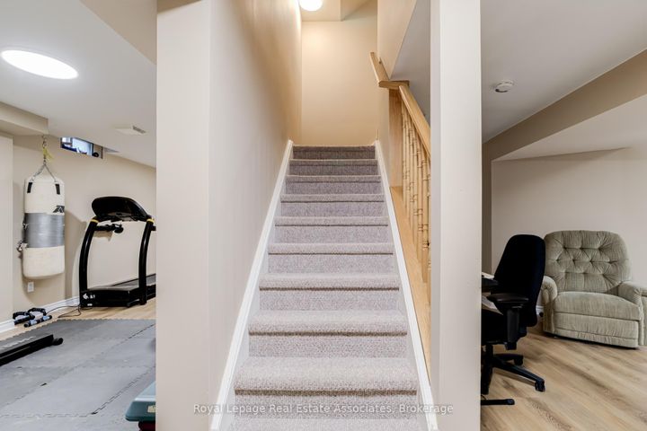 Photo 29 at 3114 Dalehurst Drive, Meadowvale, Mississauga