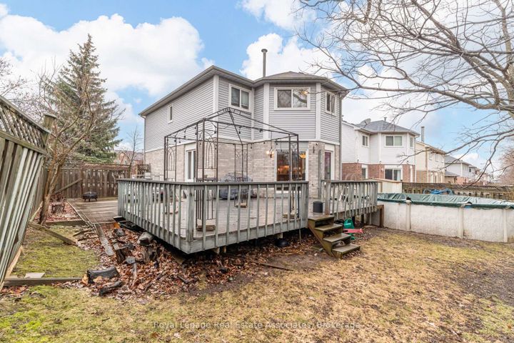 Photo 33 at 3114 Dalehurst Drive, Meadowvale, Mississauga