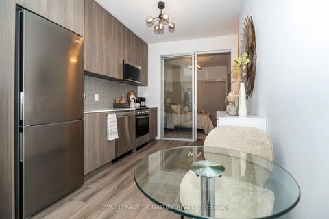Photo 6 at 815 - 7439 Kingston Road, Rouge E11, Toronto