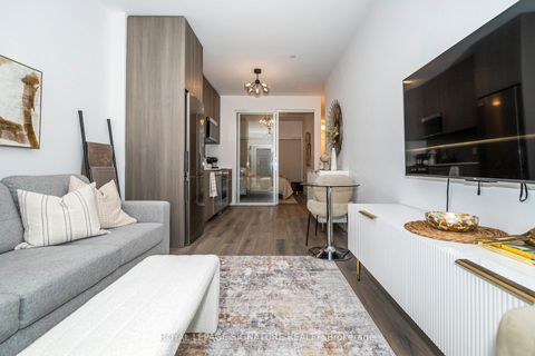 Photo 7 at 815 - 7439 Kingston Road, Rouge E11, Toronto