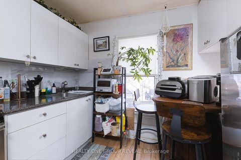 Photo 2 at 275 Jarvis Street, O'Neill, Oshawa