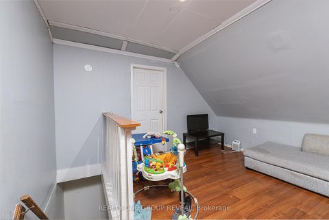 Photo 2 at 277 Jarvis Street, O'Neill, Oshawa