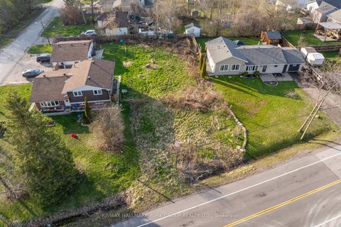 Photo 3 at 970 Metro Road N, Historic Lakeshore Communities, Georgina