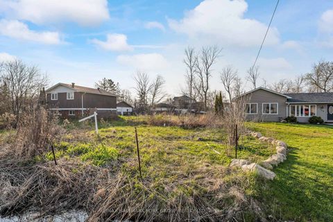 Photo 11 at 970 Metro Road N, Historic Lakeshore Communities, Georgina