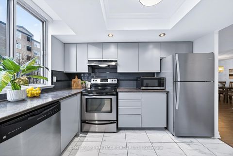 Photo 12 at 701 - 270 Davis Drive, Central Newmarket, Newmarket