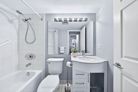 Photo 22 at 701 - 270 Davis Drive, Central Newmarket, Newmarket