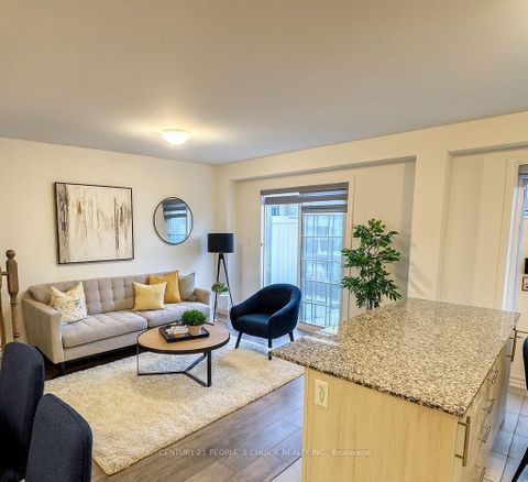 Photo 2 at 7 Silo Mews, Rural Barrie Southeast, Barrie