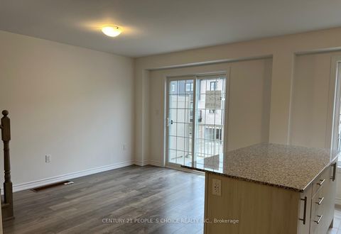 Photo 7 at 7 Silo Mews, Rural Barrie Southeast, Barrie