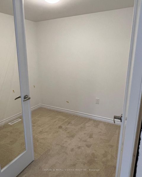 Photo 10 at 7 Silo Mews, Rural Barrie Southeast, Barrie